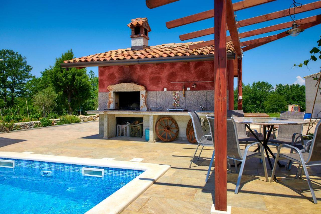 Stifanići Relax House Surrounded By Olives And Vineyard 빌라 외부 사진