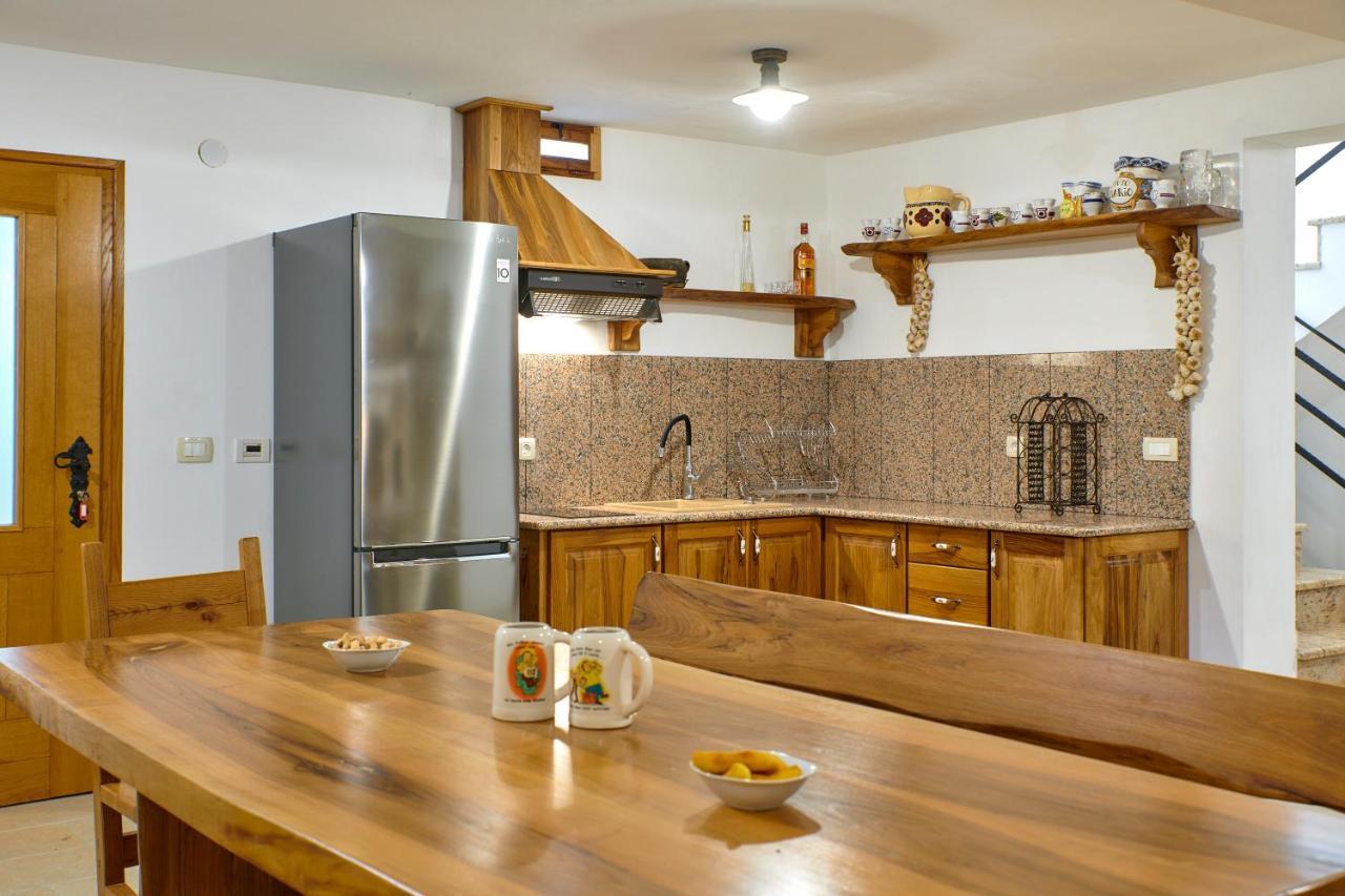 Stifanići Relax House Surrounded By Olives And Vineyard 빌라 외부 사진
