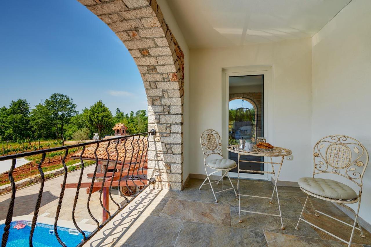 Stifanići Relax House Surrounded By Olives And Vineyard 빌라 외부 사진