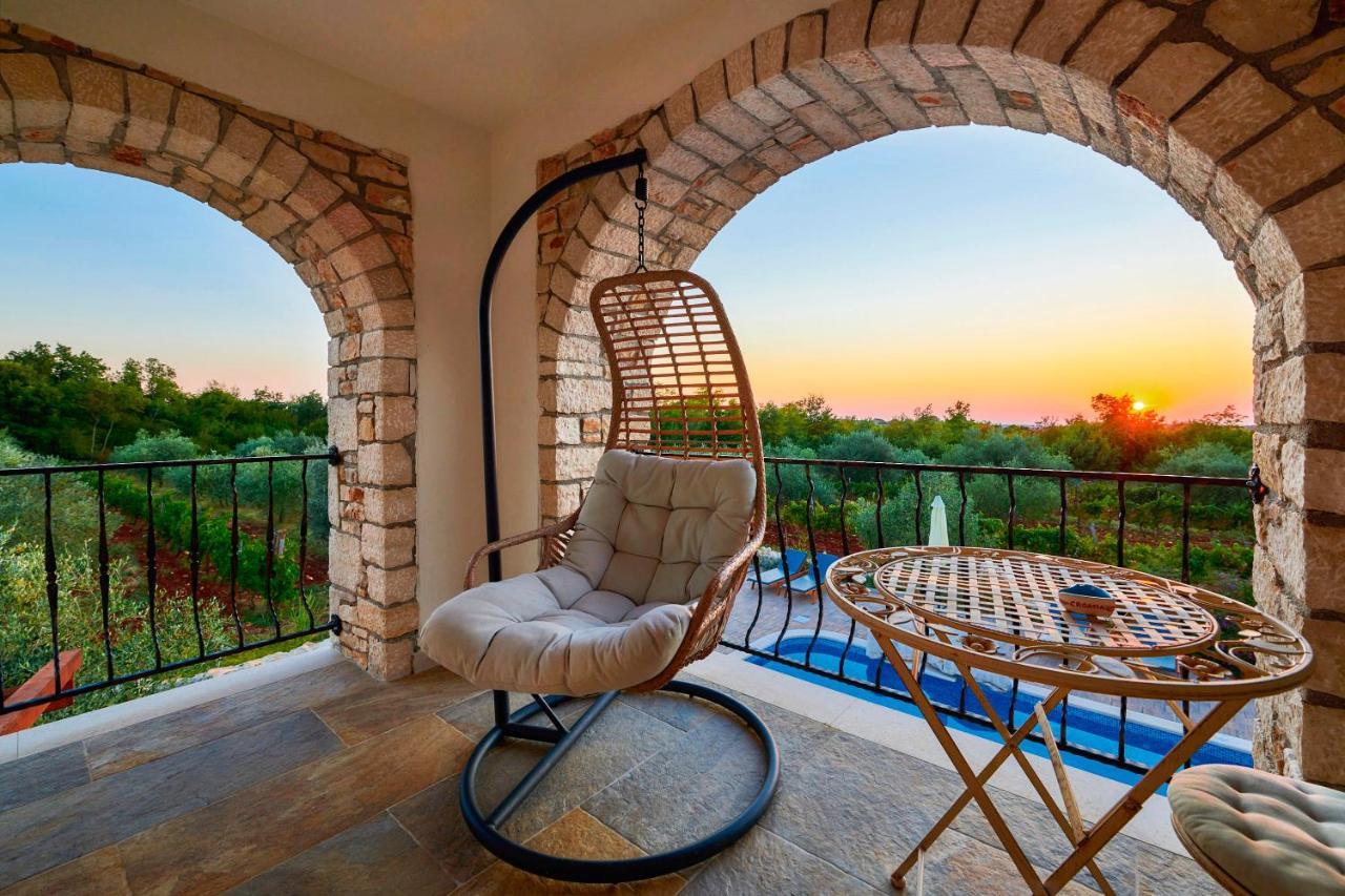Stifanići Relax House Surrounded By Olives And Vineyard 빌라 외부 사진